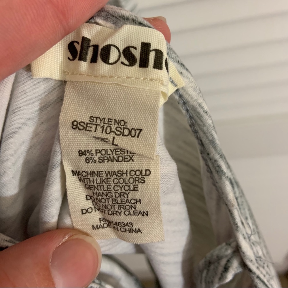 Complete Workout set crop tank and leggings - Picture 7 of 7